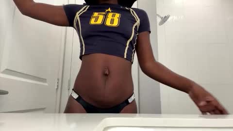 Enchantress online show from February 5, 4:38 am