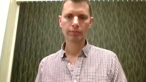 EnglishGuy183 online show from March 16, 6:45 pm