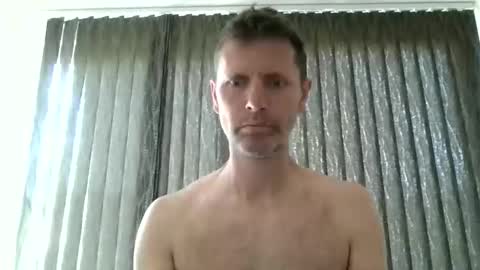 EnglishGuy183 online show from April 10, 12:54 pm