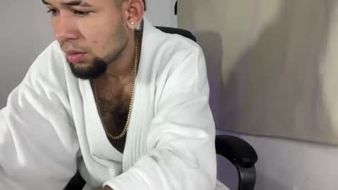 enyel_100 online show from April 9, 3:18 pm