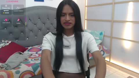 Enyenlina online show from May 26, 10:38 pm