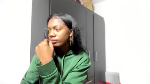 Angela online show from March 28, 12:01 am