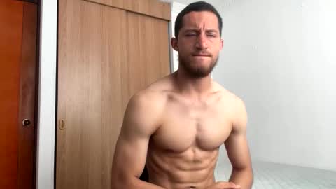 enzo_savage online show from December 5, 2:15 pm