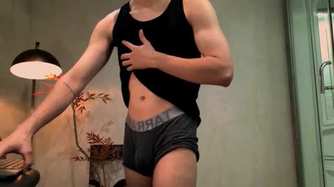 enzo_steel online show from November 24, 8:18 pm