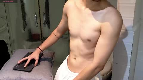 enzo_steel online show from May 22, 11:11 pm