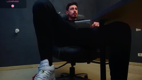 EnzoRace online show from October 31, 7:09 am