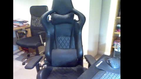 erasmus_d online show from February 26, 6:55 pm