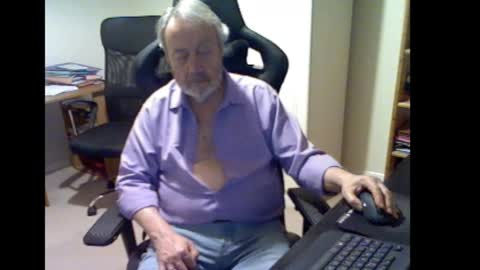 erasmus_d online show from January 16, 6:39 pm