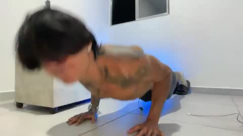 Tht BOSS Eren online show from April 8, 6:16 am