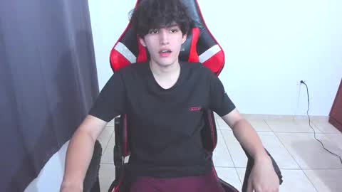 eren_tatakae online show from October 11, 2:38 am