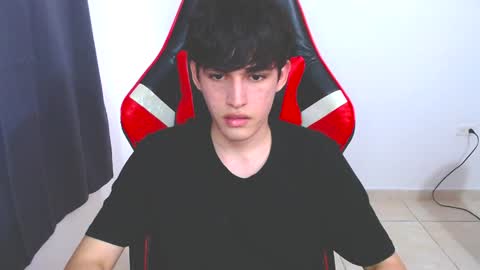 eren_tatakae online show from December 2, 9:34 pm