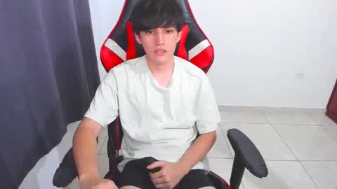 eren_tatakae online show from September 16, 1:40 am