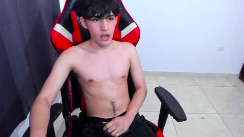 eren_tatakae online show from January 12, 8:36 pm