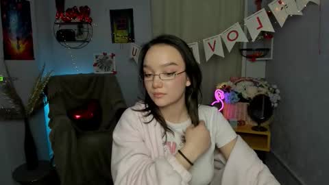 erica_star online show from February 12, 1:58 pm