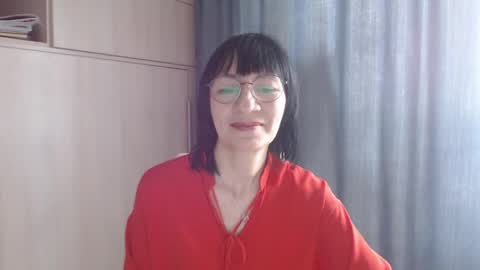 ericablack8 online show from April 13, 12:53 pm