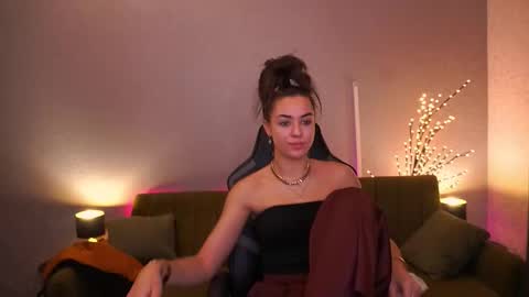 Snapshot of ericasin chatting on October 18, 7:12 am Erica online show from October 18, 7:12 am
