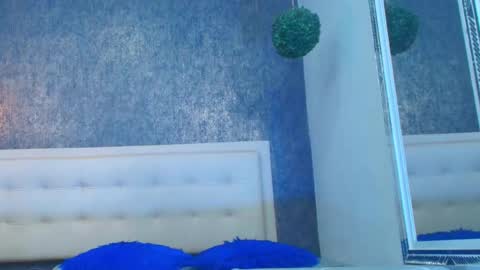   online show from October 22, 4:04 am