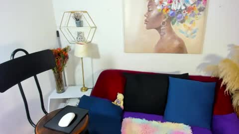 E R I K A  - L  Y R I C S online show from May 10, 9:48 am