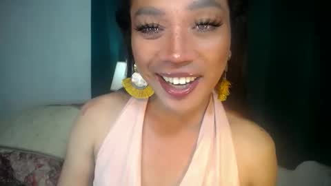 erika_madrigal online show from October 5, 7:43 pm