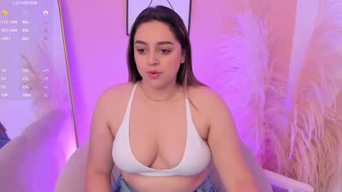 Snapshot of erika_mendez1 chatting on September 12, 7:49 pm Erika Mendez online show from September 12, 7:49 pm