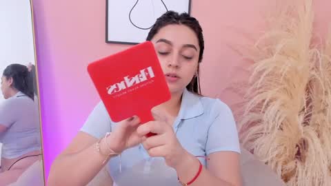 Snapshot of erika_mendez1 chatting on February 7, 6:56 pm Erika Mendez online show from February 7, 6:56 pm