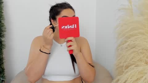 Snapshot of erika_mendez1 chatting on December 26, 8:32 pm Erika Mendez online show from December 26, 8:32 pm