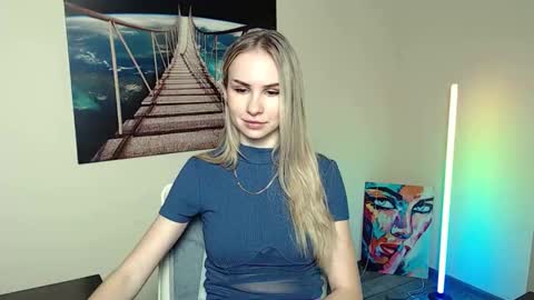 Erika online show from November 25, 1:10 pm