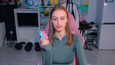 Erika online show from February 14, 4:43 pm