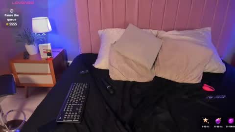 eris online show from March 8, 11:49 pm