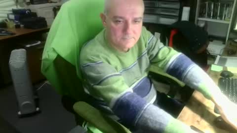 ernello online show from October 1, 4:33 am