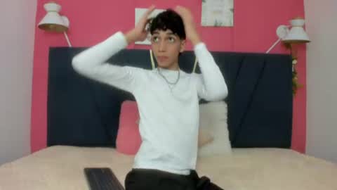 ero_boy40 online show from August 9, 8:02 pm