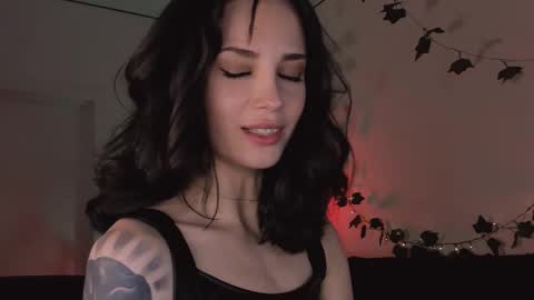 Snapshot of erohaze chatting on October 31, 5:57 pm erohaze online show from October 31, 5:57 pm