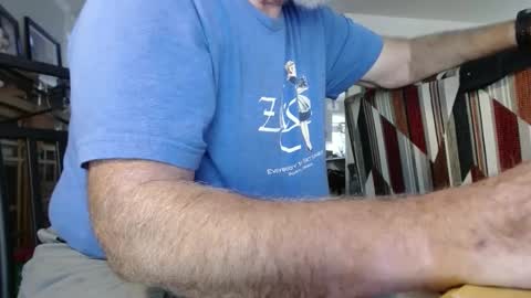 Snapshot of eros2121 chatting on October 8, 9:21 pm eros online show from October 8, 9:21 pm