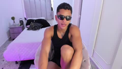 eros_wild online show from February 24, 3:55 am