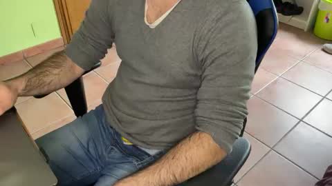 erosfonsanta online show from March 3, 1:23 pm