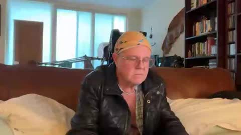 eros online show from December 31, 3:31 pm