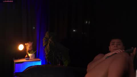 Eros Wild online show from November 6, 12:13 am