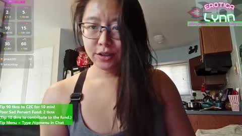 Lynn   online show from October 9, 7:19 pm