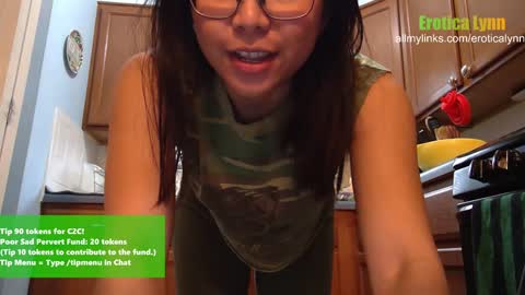 Lynn   online show from February 6, 6:13 pm