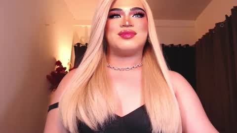 Snapshot of eroticfowler69 chatting on February 6, 8:23 pm Anastasia online show from February 6, 8:23 pm