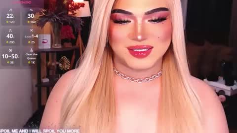 Snapshot of eroticfowler69 chatting on February 6, 5:19 pm Anastasia online show from February 6, 5:19 pm