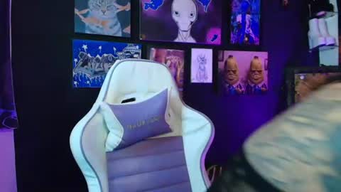 Alexa online show from July 28, 3:32 pm