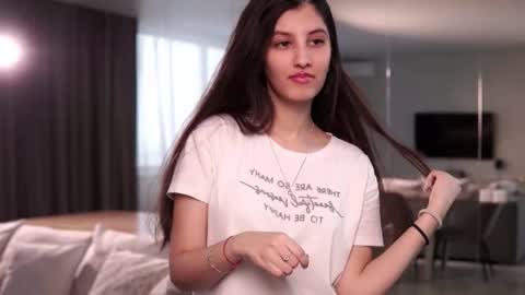 Hi Im Lori  online show from January 19, 11:31 am