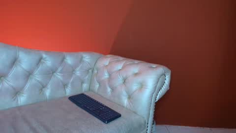 Snapshot of eryx_eriscor chatting on September 21, 4:38 am Eryx online show from September 21, 4:38 am