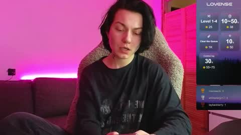 esajukyy online show from January 31, 7:11 pm