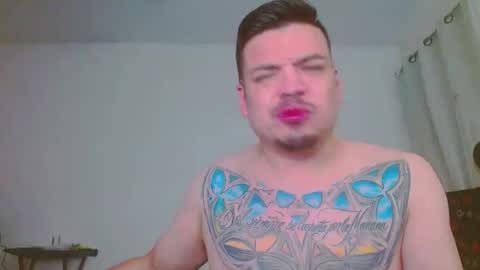 escodamus12 online show from February 8, 1:33 pm