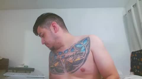 escodamus12 online show from December 11, 10:58 am