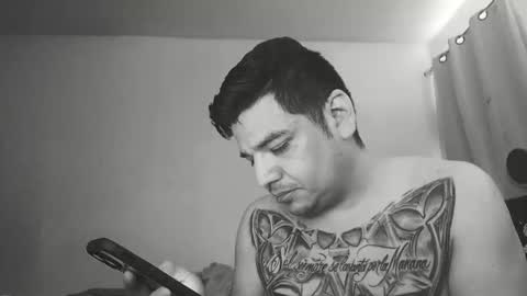 escodamus12 online show from February 27, 5:15 pm