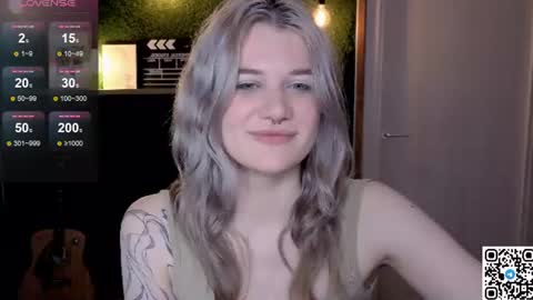 EshleGreen online show from June 27, 3:18 pm
