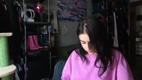 esimaralda online show from May 4, 2:56 pm
